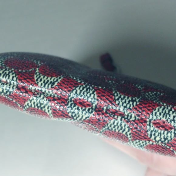 Coach 4x6 card & money holder, Coach tiny wallet, change purse - Picture 11 of 11